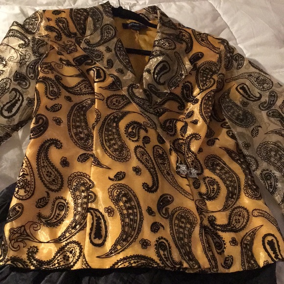 Madam X evening blouse/new w/tags - Picture 2 of 7